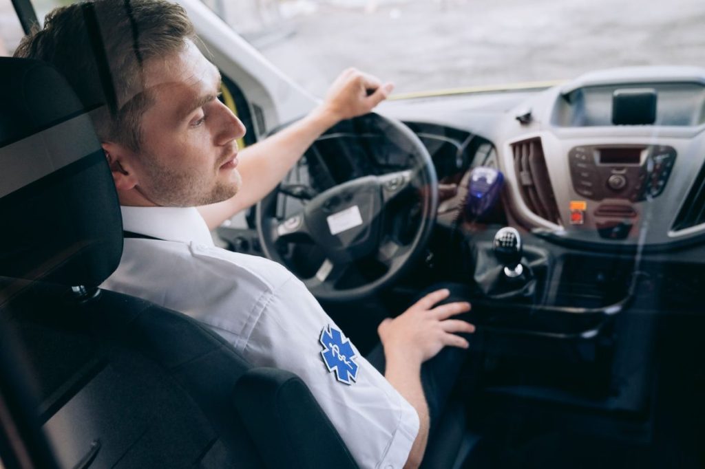 Ambulans Şoförü — çalışma ortamından bir kare
